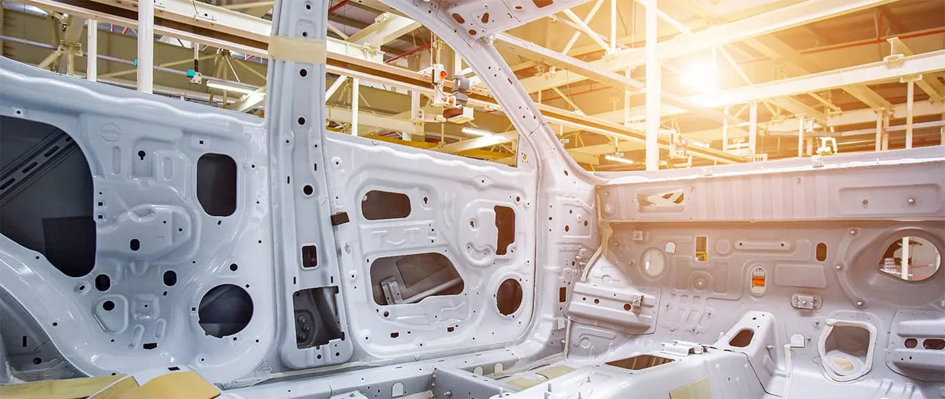 Carrosserie sur la chaîne d'assemblage